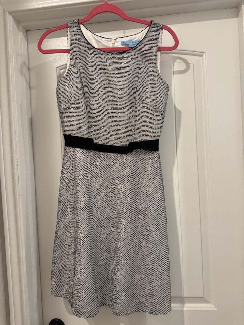 ANTONIO MELANI Black and White Textured Sleeveless Mini Dress